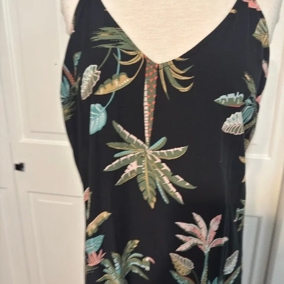 Old Navy Floral tropical Print maxi Dress w criss cross back straps Sz XL - Picture 2 of 4
